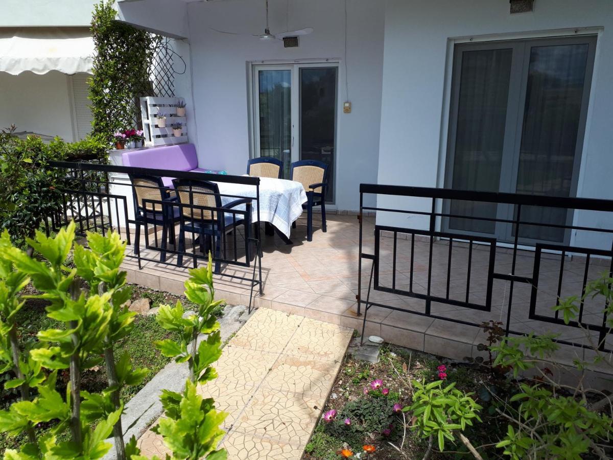 Iraklitsa Bay Apartment Nea Iraklitsa Exteriör bild